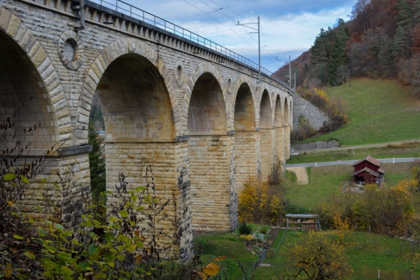 Durch das herbstliche Homburgtal 