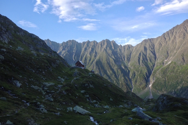 Fernab der Zivilisation in den Berner Alpen