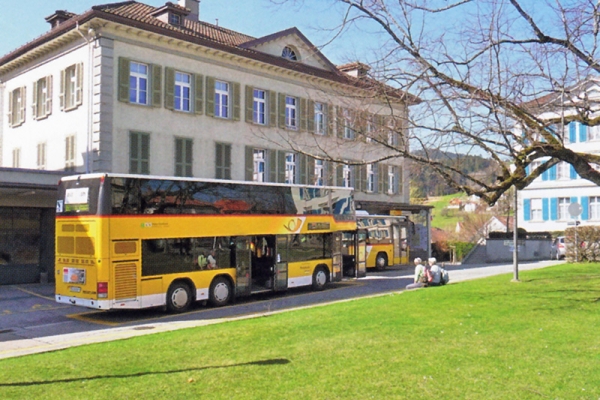 Mit dem Postauto