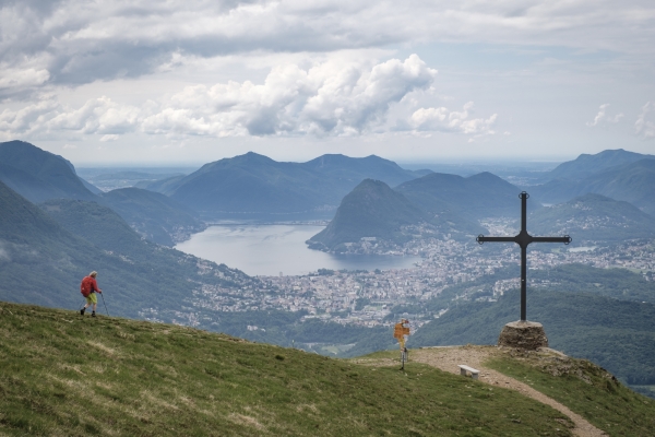 Une arête agréable au-dessus du Val Colla