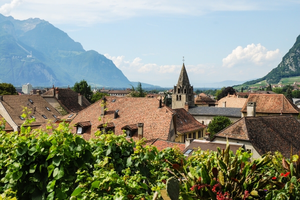 Zum Caveau du Cloître in Aigle (VD)