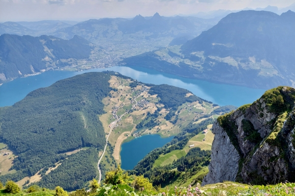 Hoch hinauf zum Niederbauen Chulm