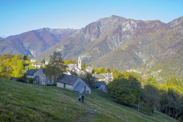 Grünes Centovalli, blauer Lago Maggiore