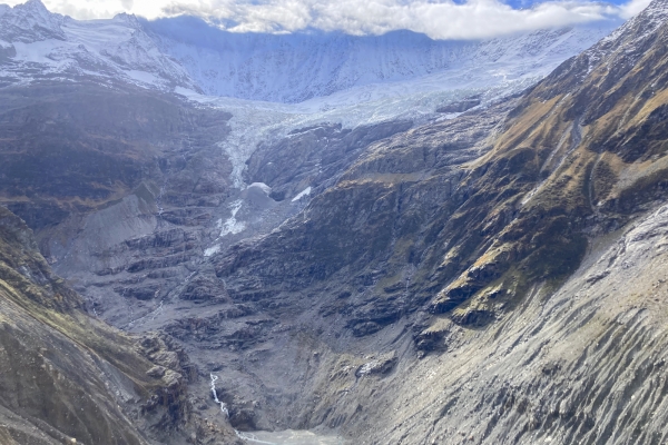 Loge sur le glacier inférieur de Grindelwald