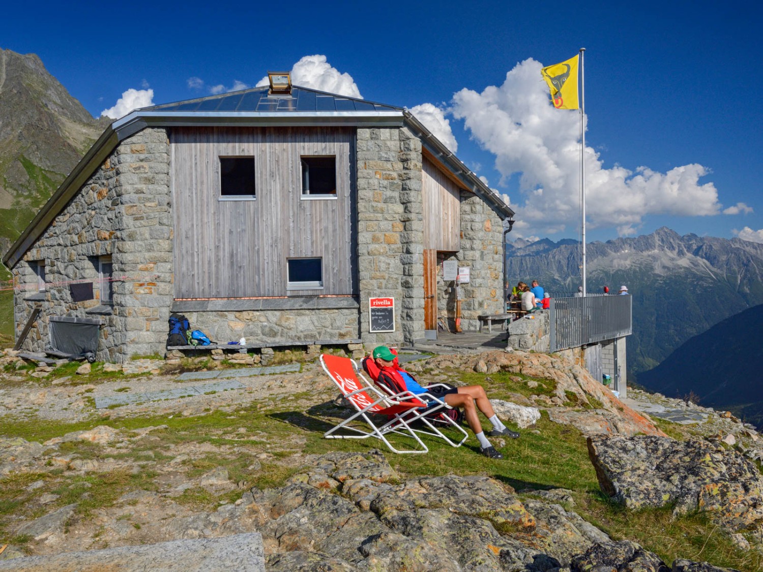 Von der Sewenhütte aus lässt sich das ganze Meiental überblicken.
Foto: natur-welten.ch