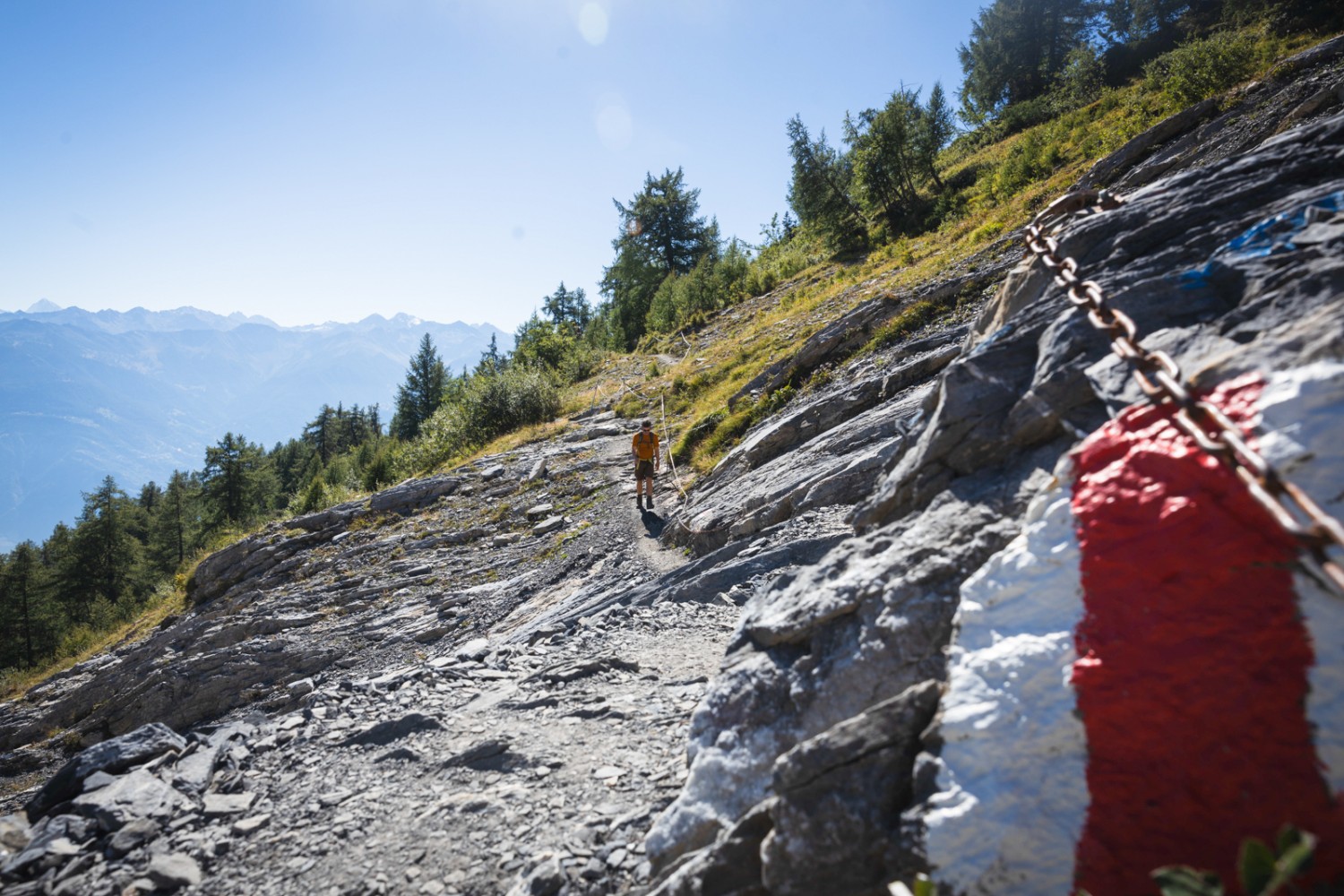 Du haut du télésiège, le chemin est d’abord facile, puis devient raide. Photo: Alex J. Wissmann