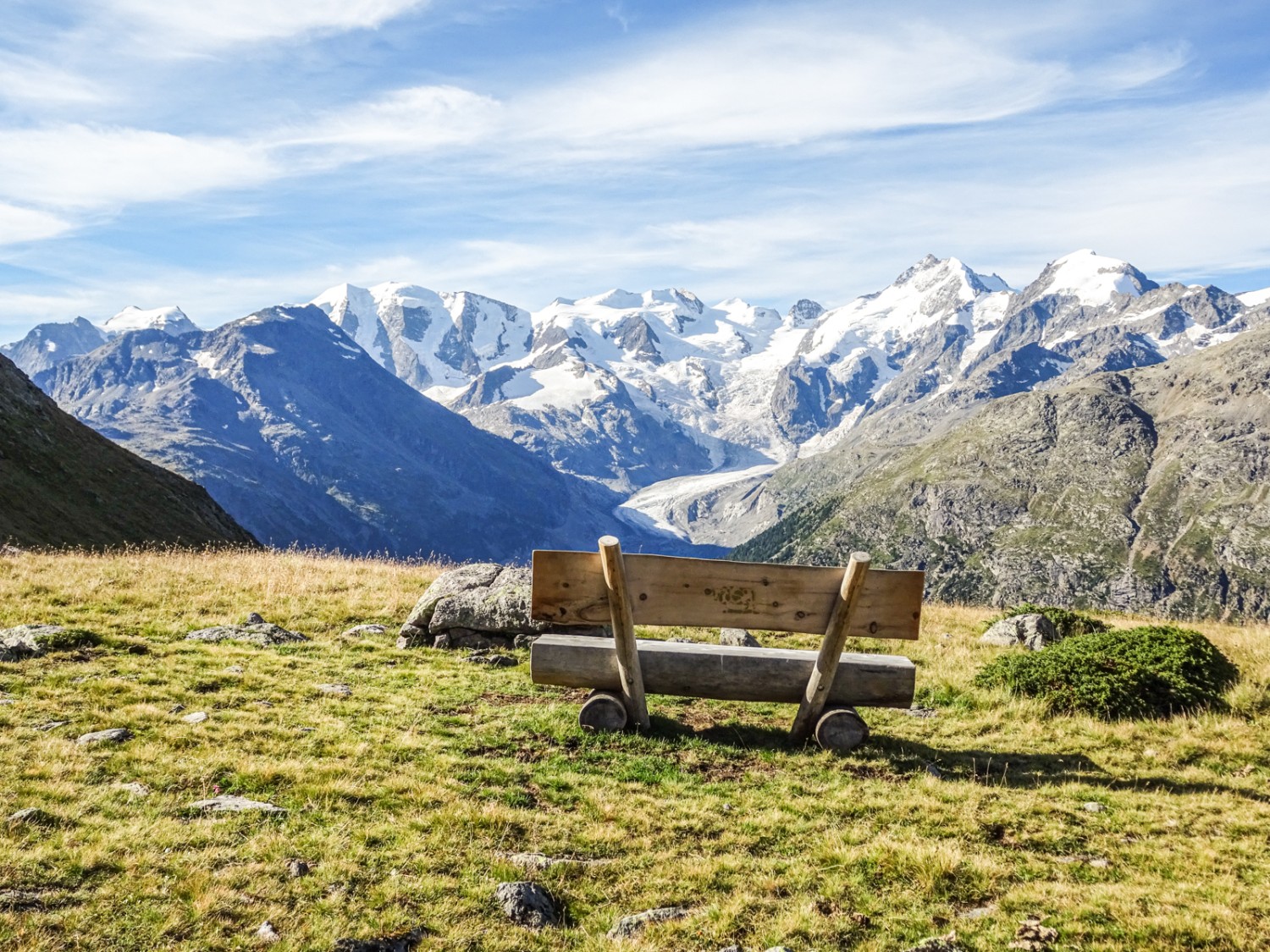 Vue sur la région de Bernina lors de la montée vers la cabane Chamanna Paradis. Photo: Sabine Joss