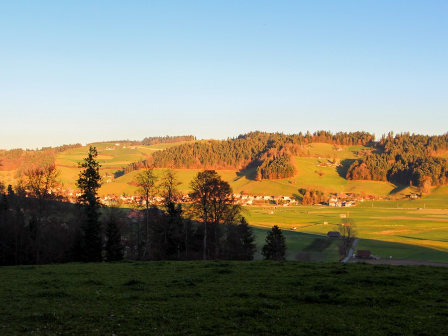 Der Denteberg ist landwirtschaftlich geprägt. Foto: Alexandra Blatter