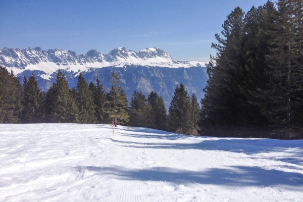 Prendere il sole di fronte al Churfirsten