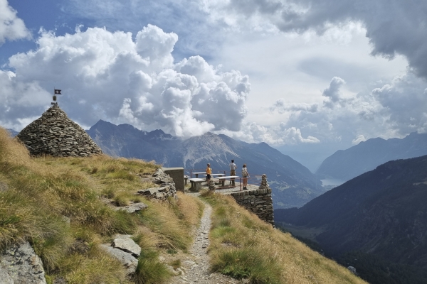 Über die Alp Grüm auf den Berninapass