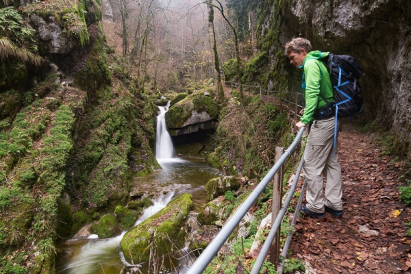 Von Chasseral-Trabanten zum Winzerdorf