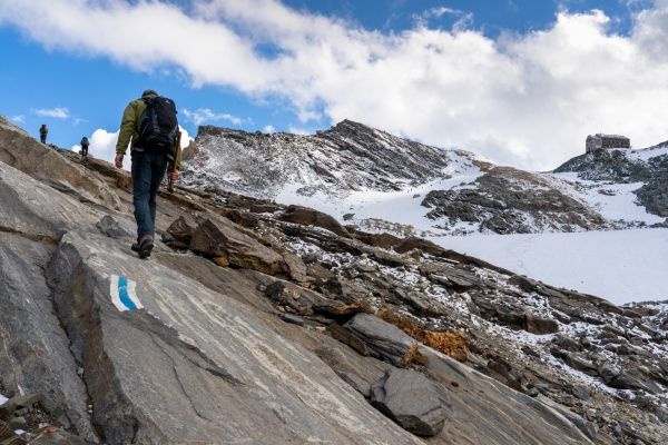 Im Gebirge hoch über Saas-Fee