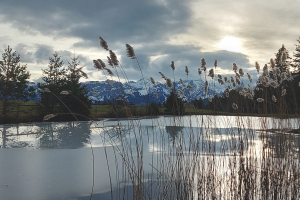 Winterwanderung im Winter sind die Berge höher