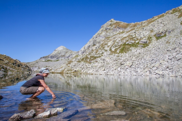 Trois lacs dans la roche