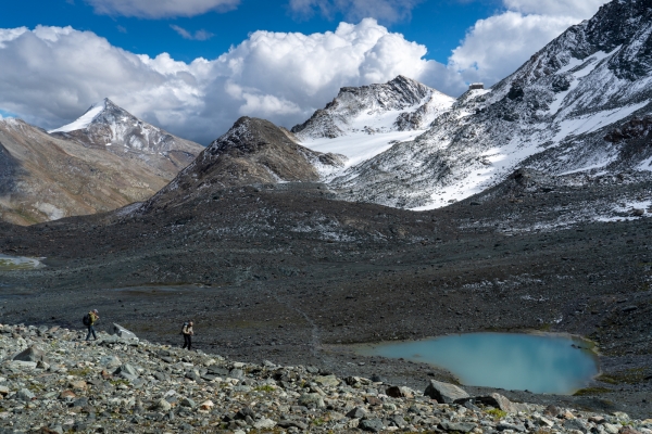 Au-dessus de Saas-Fee