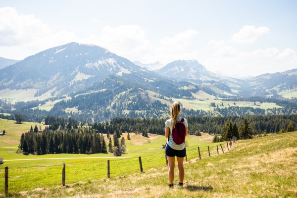 L’Entlebuch par champ, forêt et prairie