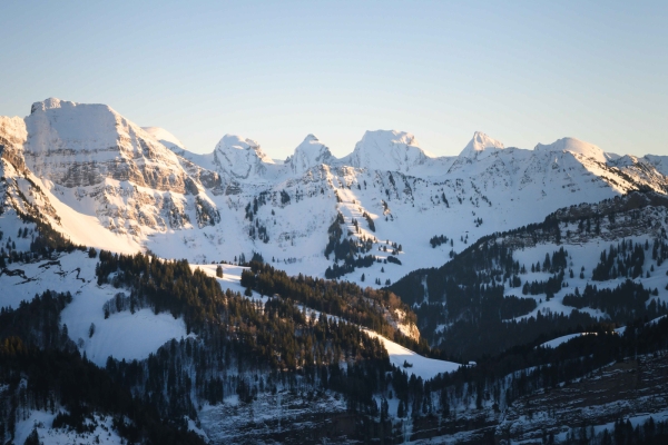 Aufregende Ausblicke auf dem Hochalp Trail