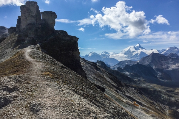 Steiniger Weg auf den Bella Tola