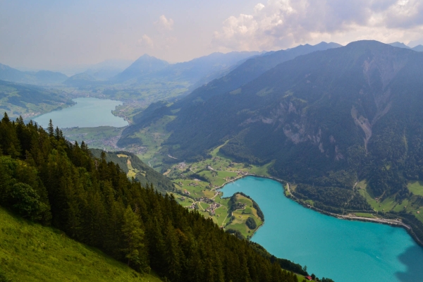 Vue sur trois lacs dans le canton d’Obwald