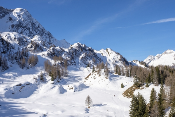 L’isola innevata sopra Airolo