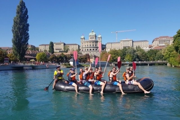 Bootsfahrt auf der Aare