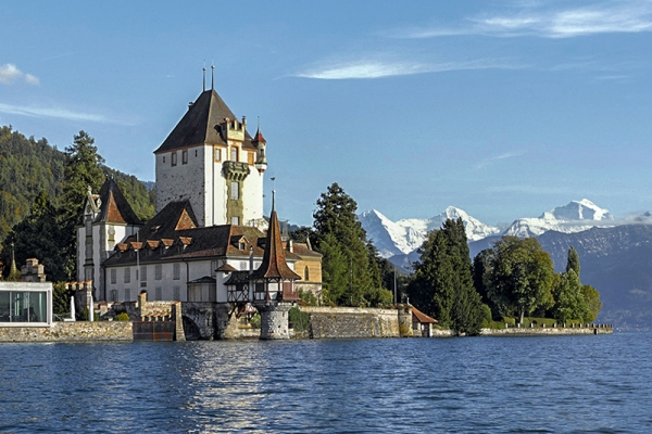 Sur les rives du lac de Thoune