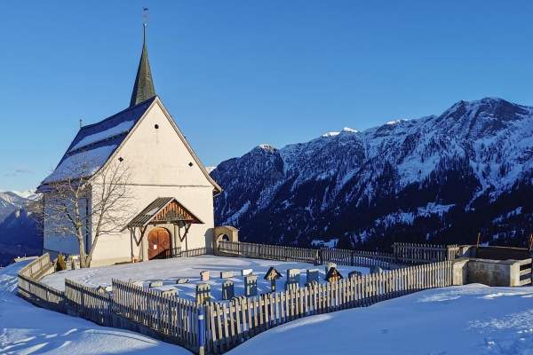 Le Heinzenberg et son église