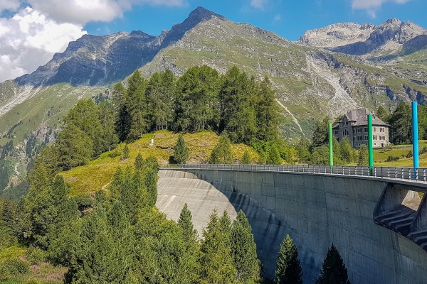 Circuit vers les lacs de montagne de Maloja GR