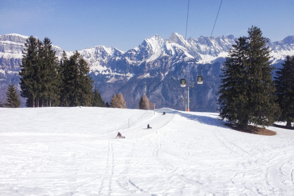 Sonnenbaden im Angesicht der Churfirsten