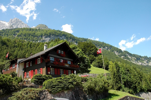 Gasthaus Bergli, Linthal