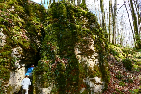 A saute-frontières entre Damvant et Réclère