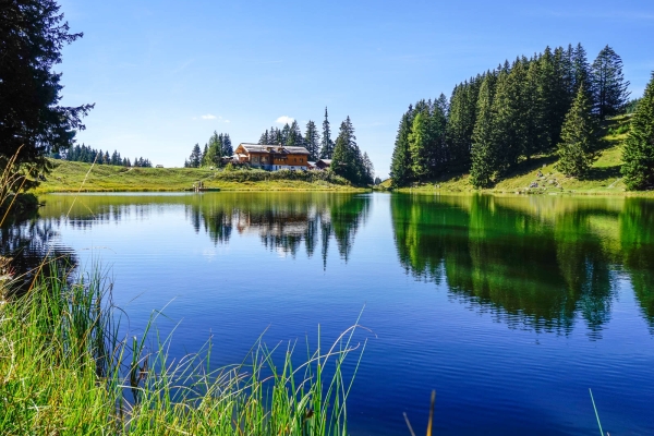 Originelle Rundwanderung am Col du Pillon