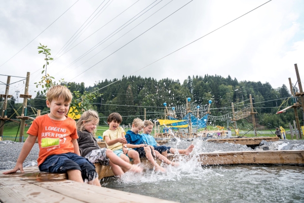 Kinder-Ausflug in Märliwelt