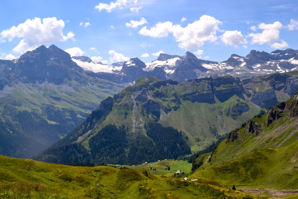 De Klewenalp NW à la vallée Grosstal UR