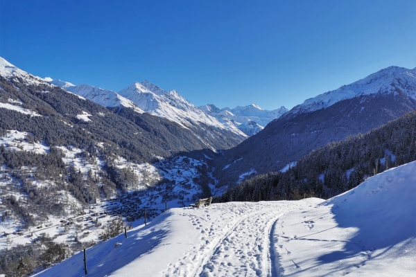 Schattenspiele im Val d’Anniviers