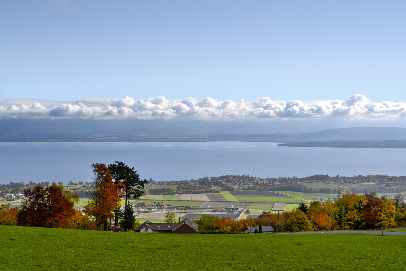 Vue sur le lac Léman et la rive française. Photos: Sabine Joss