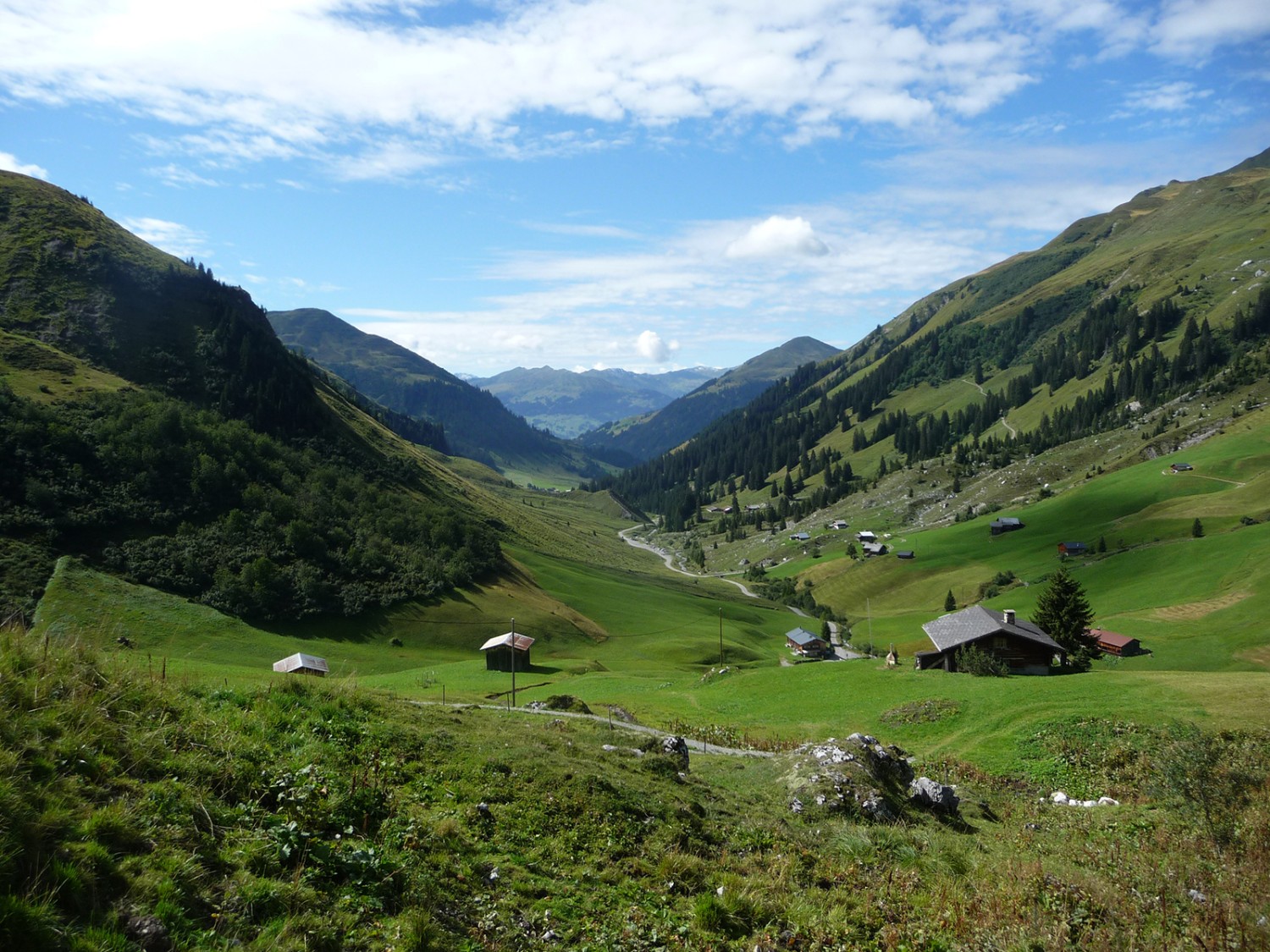 Blick talauswärts ins Prättigau.