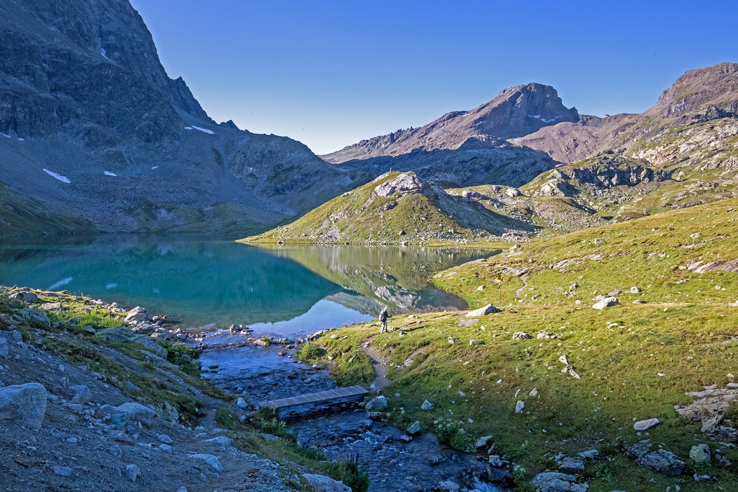 Frühmorgens am Leg Grevasalvas. Im Aufstieg zur Fuorcla Grevasalvas. Bilder: Daniel Fleuti