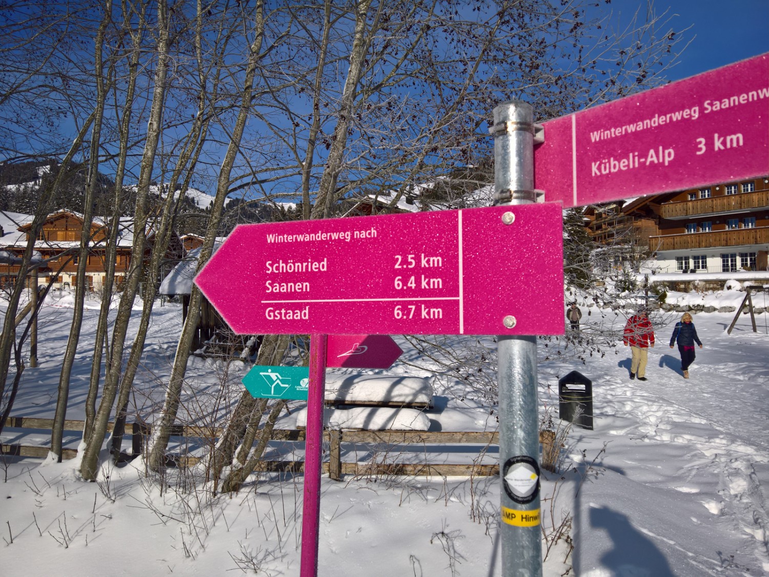 Der Rückweg führt einen direkt ins Zentrum von Gstaad. Bild: Andreas Staeger